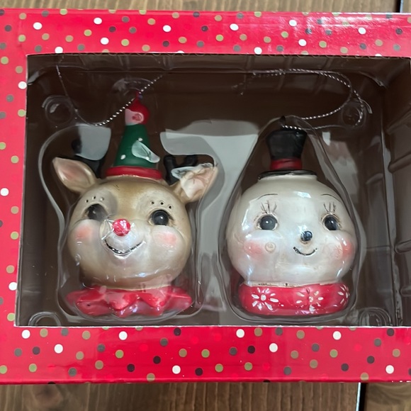 Johanna Parker ornament set - Picture 3 of 4